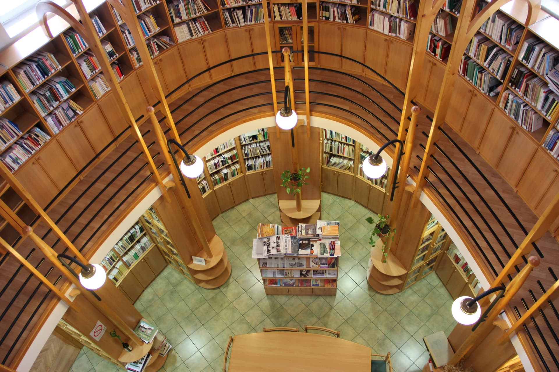 A Zentai Közművelődési Könyvtár épülete